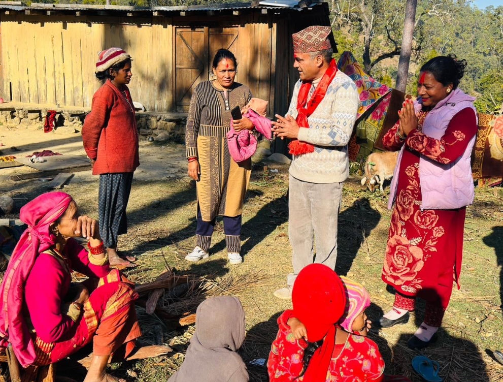 देउवाको आशीर्वाद पाएको दावी गरेका महरले भने : डडेलधुराको माटो चिनेको छु, विजयी हुन्छु